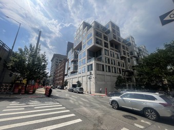 Enlarge photo 23