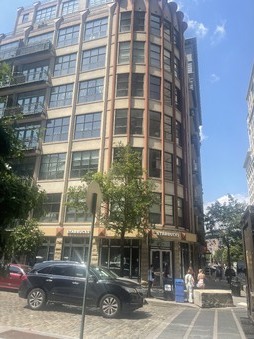Main street Dumbo Property