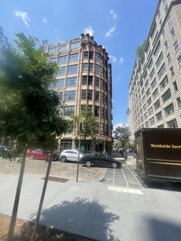 Enlarge photo 2