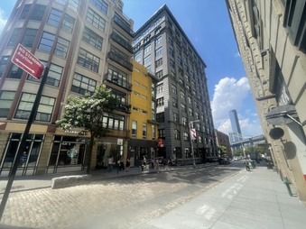 Enlarge photo 10