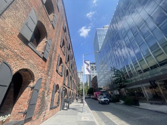Enlarge photo 43