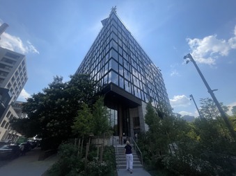 Enlarge photo 6