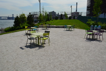 Enlarge photo 19