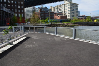 Enlarge photo 41