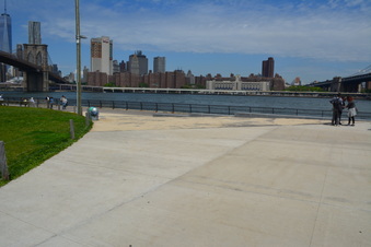 Enlarge photo 36