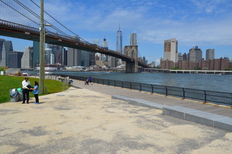 Enlarge photo 38