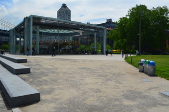 Enlarge photo 41