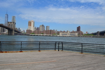 Enlarge photo 44