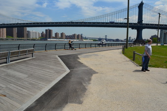 Enlarge photo 59