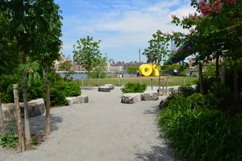 Enlarge photo 5