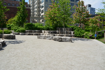 Enlarge photo 12