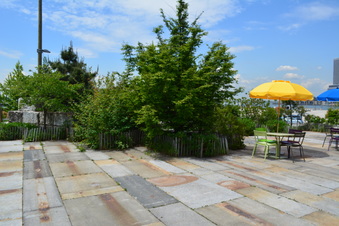 Enlarge photo 12