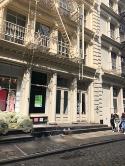 Enlarge photo 19