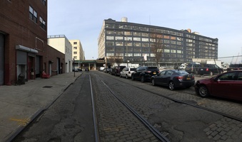 Enlarge photo 13