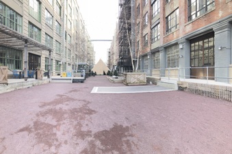 Enlarge photo 25