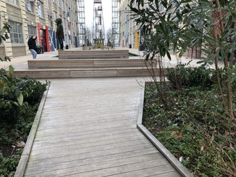Enlarge photo 84