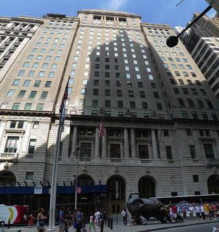 25 Broadway - Hall