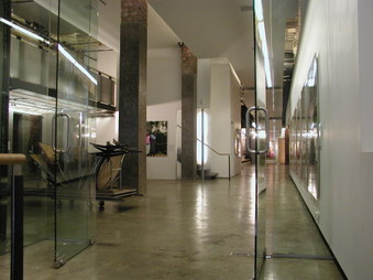 Enlarge photo 40