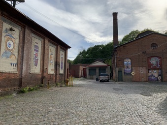 Enlarge photo 4