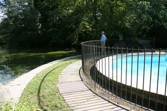 Enlarge photo 132