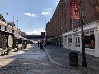 Enlarge photo 25