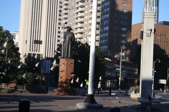 Enlarge photo 24