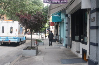 Enlarge photo 33