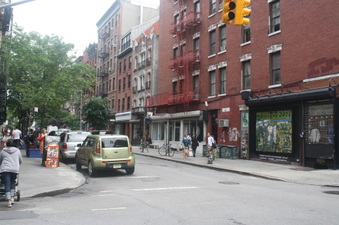 Enlarge photo 2
