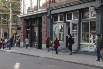 Enlarge photo 2