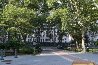 Enlarge photo 37