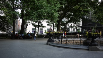 Enlarge photo 13