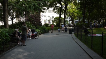 Enlarge photo 9