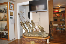 Tunamen's Memorial Statue
