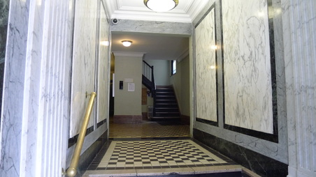 Enlarge photo 4