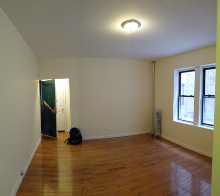 Enlarge photo 9