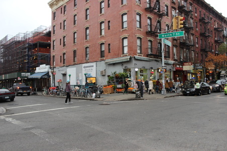 Bedford & 7th Sts