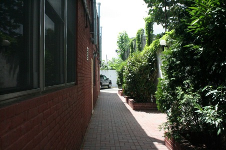 Enlarge photo 16