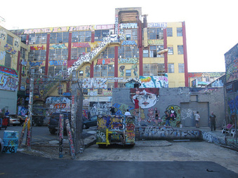 Enlarge photo 13