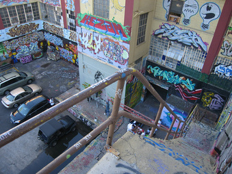 Enlarge photo 38