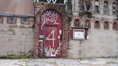 Enlarge photo 5