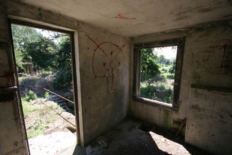 Enlarge photo 36
