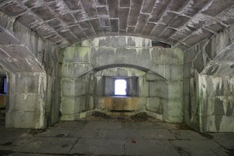 Enlarge photo 120