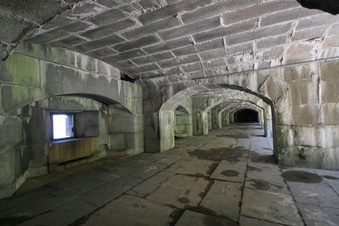 Enlarge photo 122