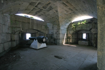 Enlarge photo 149