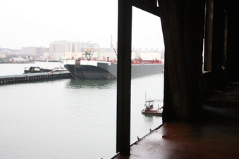 Enlarge photo 12