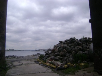 Enlarge photo 19