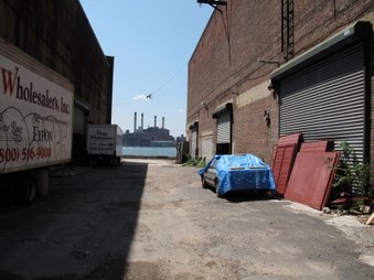 Enlarge photo 13