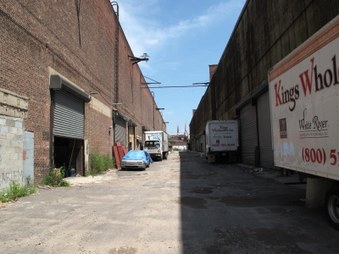 Enlarge photo 19