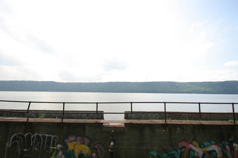 Enlarge photo 30