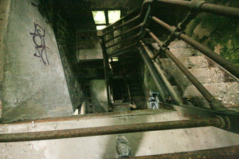 Enlarge photo 86